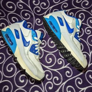 Air Max 90 Blue Turquoise. Size 7Y